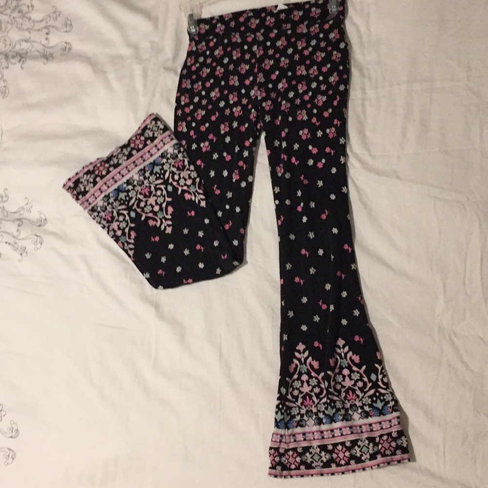 Flowy pants